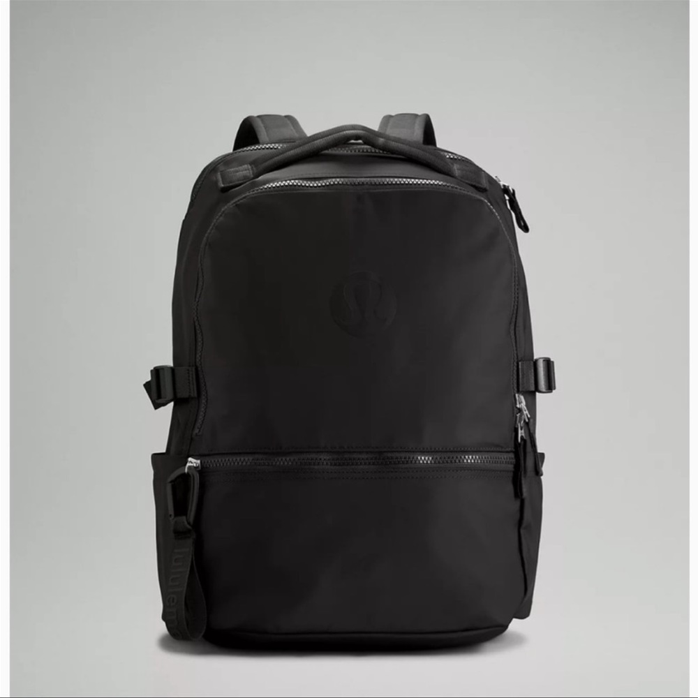 Lululemon 🍋 Crew Backpack 22L Black 🍋🍋